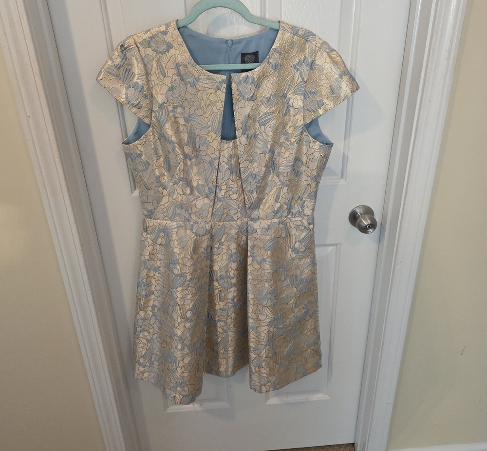 Women's Vince Camuto Floral Jacquard Party Dress in Light Blue and Cream